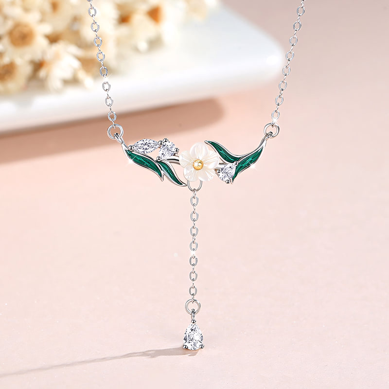 Ladies S925 Silver Flower Leaf Tassel Necklace Pendant Jewelry01