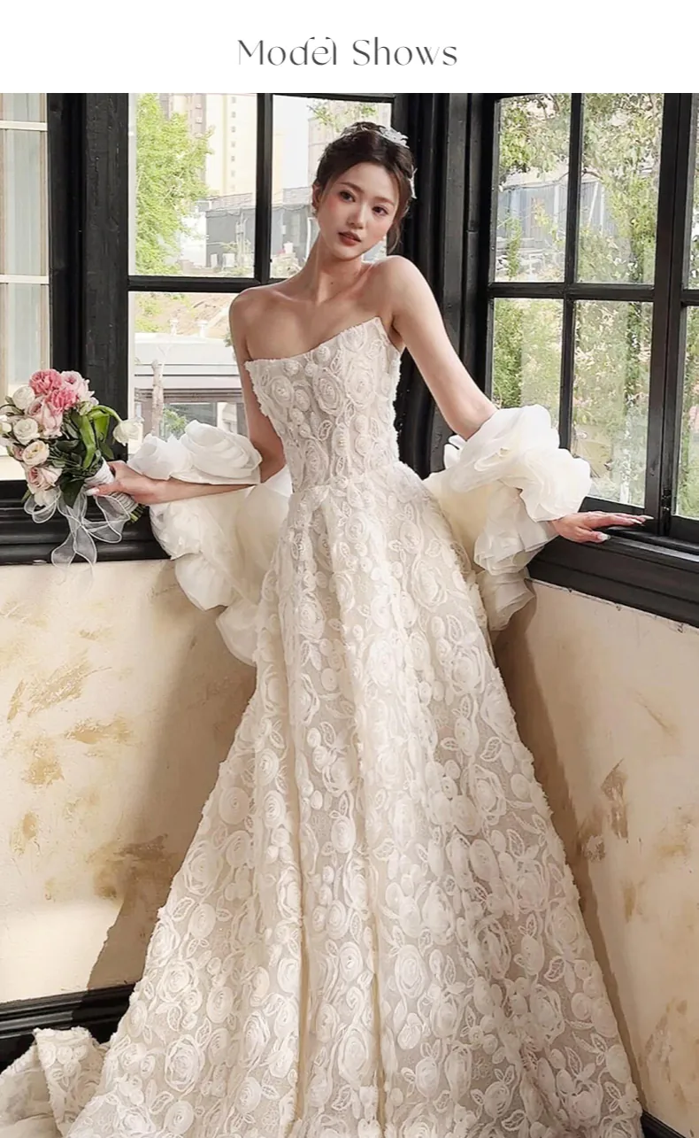 Romantic-A-Line-Couture-Organza-3D-Floral-White-Prom-Dress-Bridal-Gown10