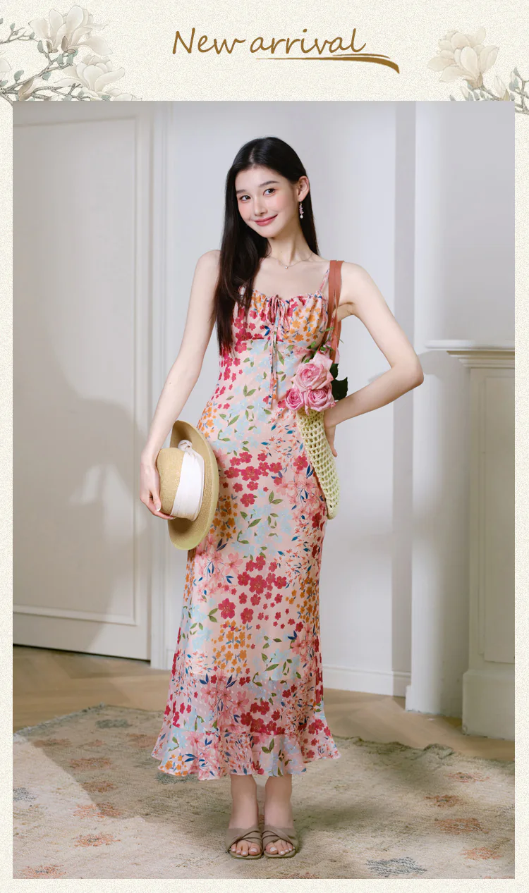Feminine-Botanical-Floral-Print-Casual-Slip-Dress-with-White-Cardigan-Set07