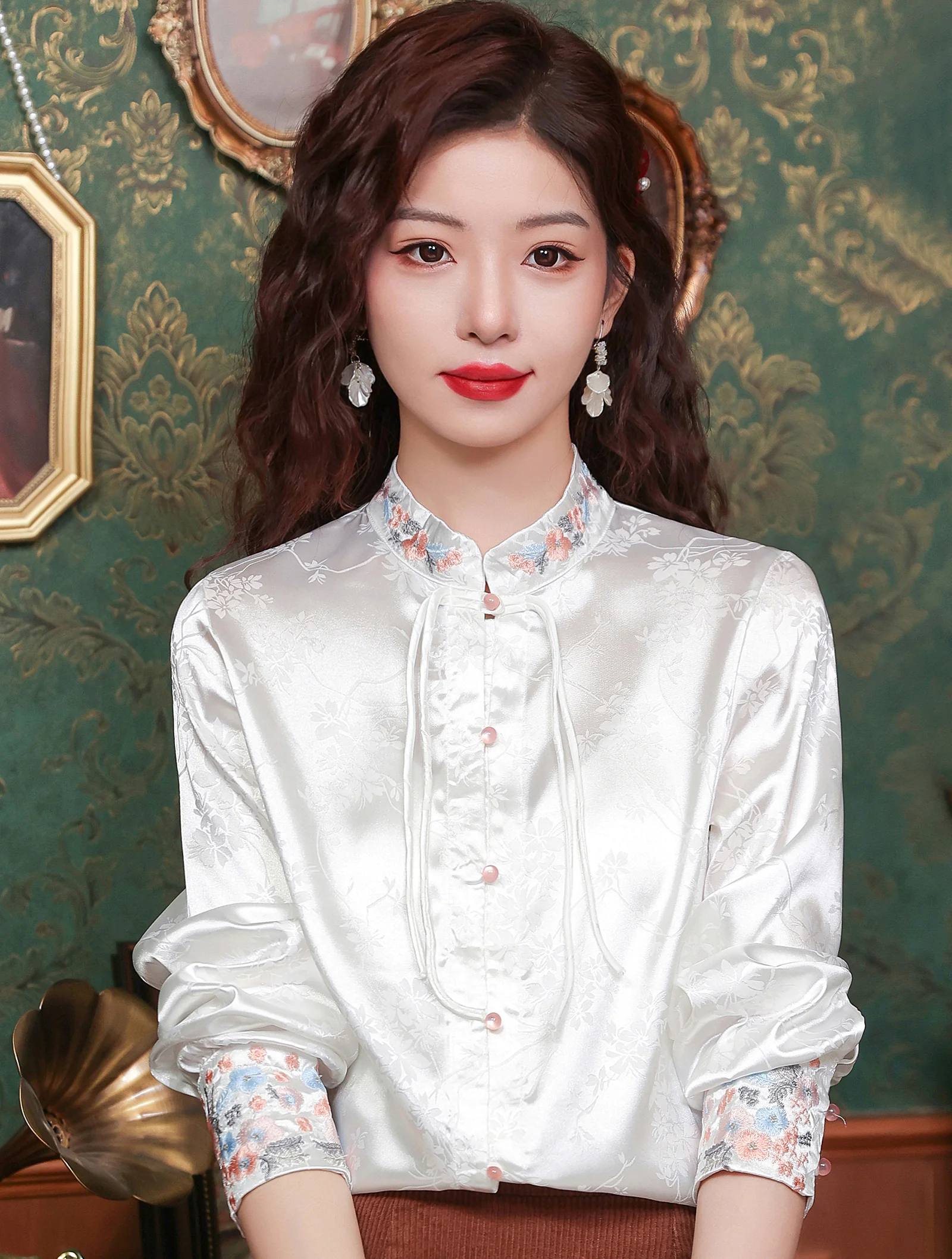 Vintage White Embroidery Jacquard Work Date Casual Shirt Blouse02