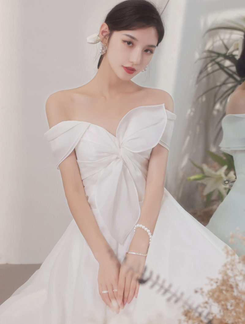 Elegant French Romance White Wedding Enevning Formal Dress04