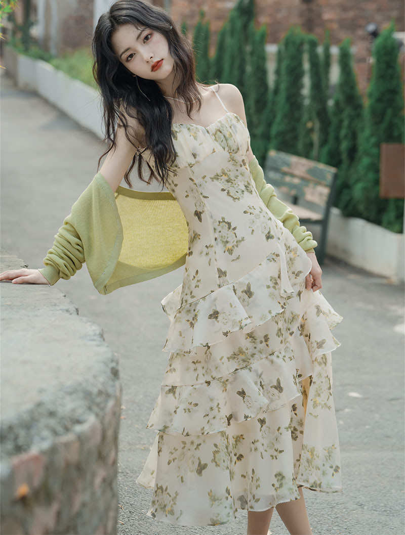 Floral Green Summer Leisure Slip Dress with Cardigan Casual Outfit02
