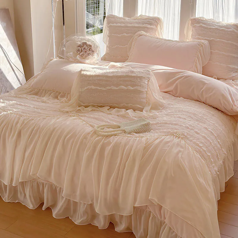 Elegant Ruffle Lace 260g Matte Flannel Velvet Plush Bedding 4 Pcs Set01