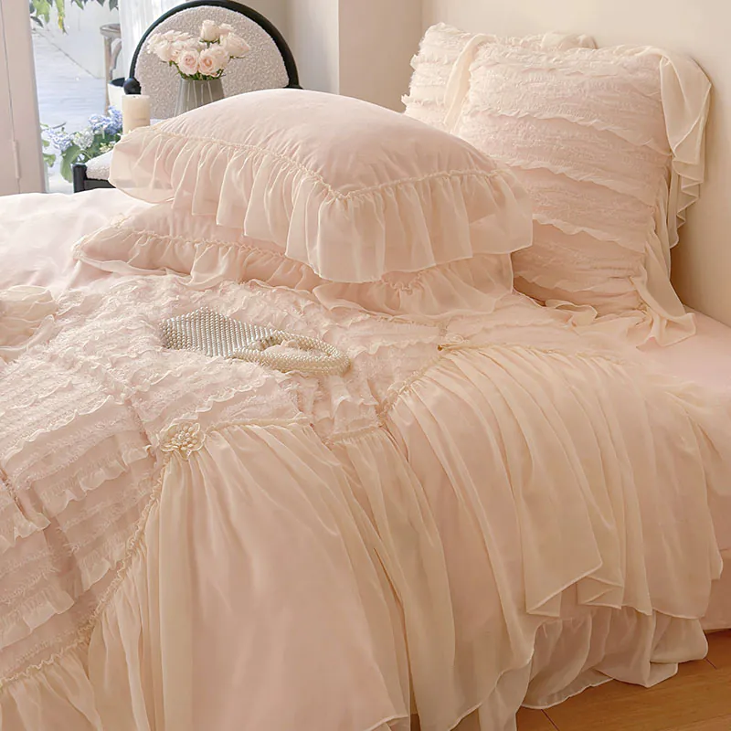Elegant Ruffle Lace 260g Matte Flannel Velvet Plush Bedding 4 Pcs Set02