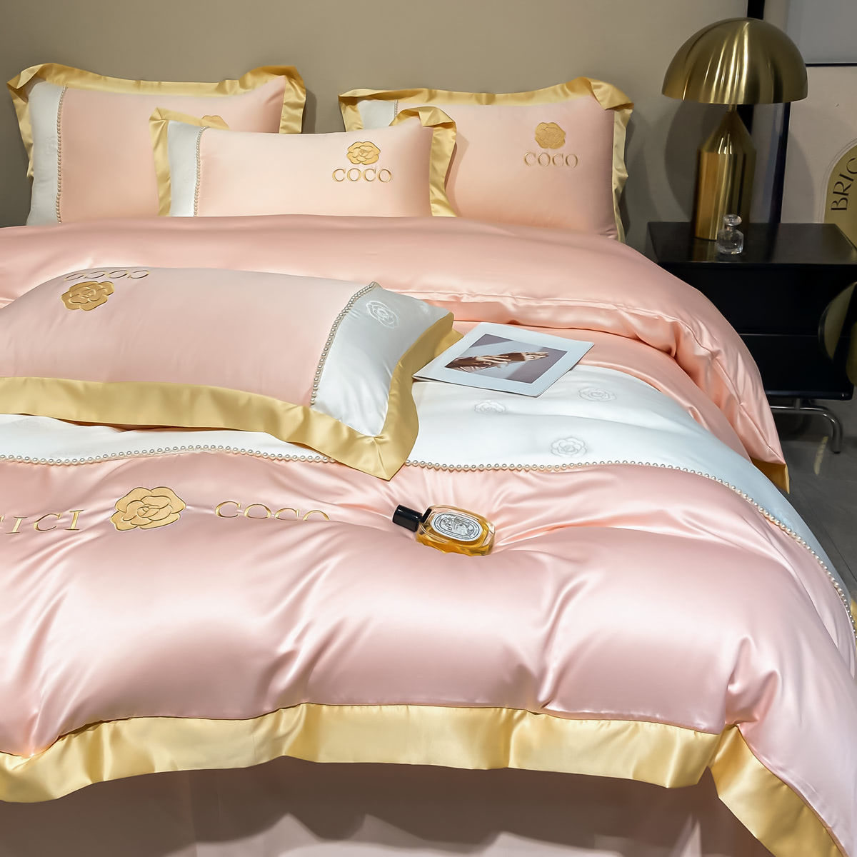 Cozy Silky Satin Flat Bed Sheet Duvet Cover Pillowcases 4 Pcs Set01