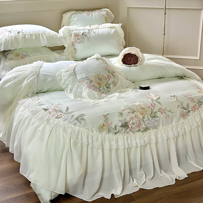 Luxury Long Staple Cotton Embroidery Ruffle Lace Trim Bedding Set02