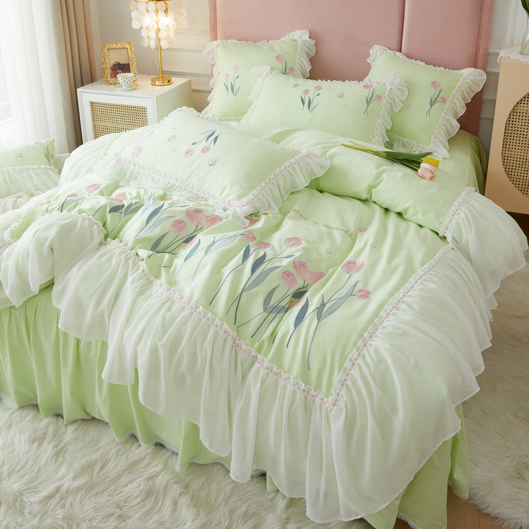 Princess Embroidery Ruffle Lace 100% Cotton Tulip Bedding 4 Pcs Set02