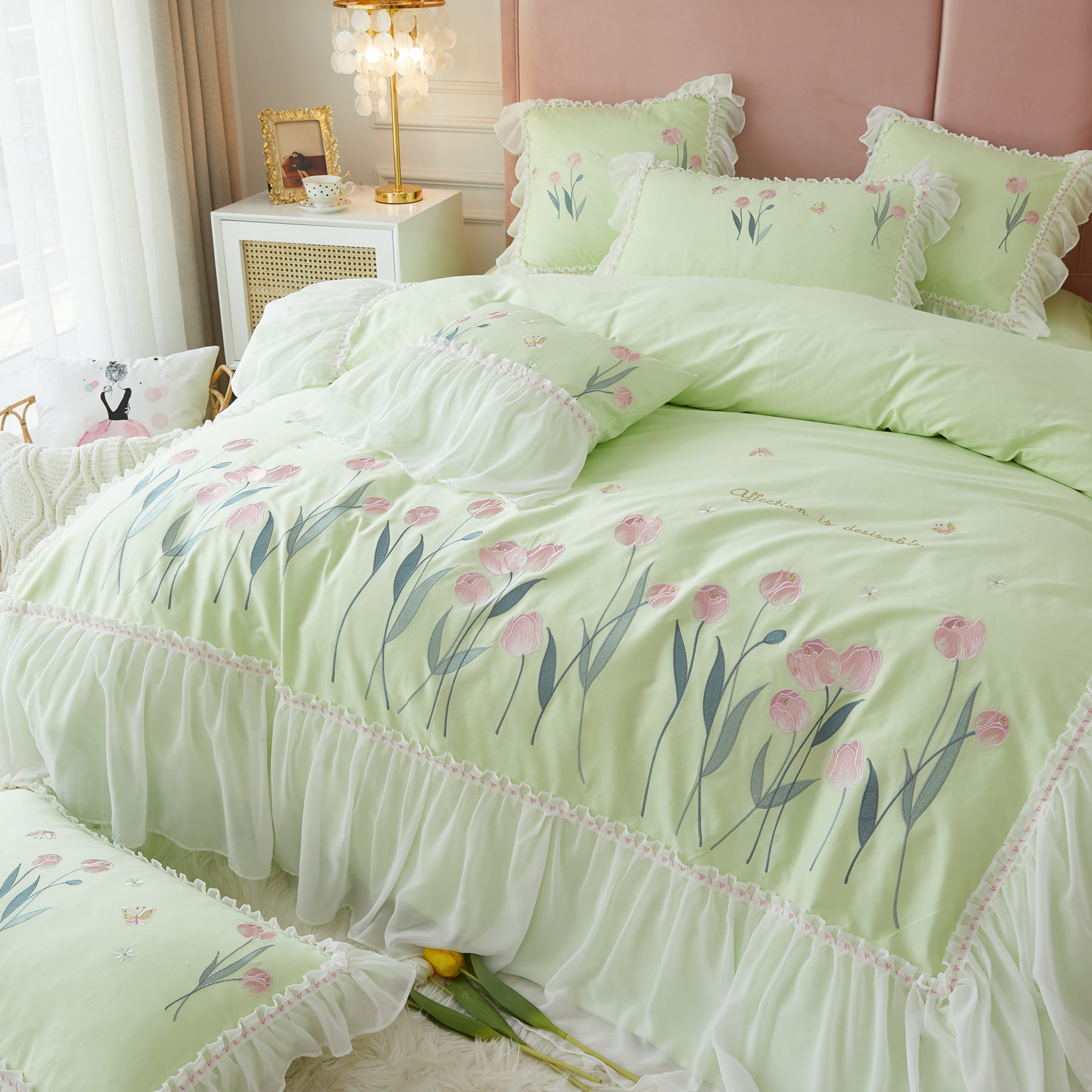 Princess Embroidery Ruffle Lace 100% Cotton Tulip Bedding 4 Pcs Set04