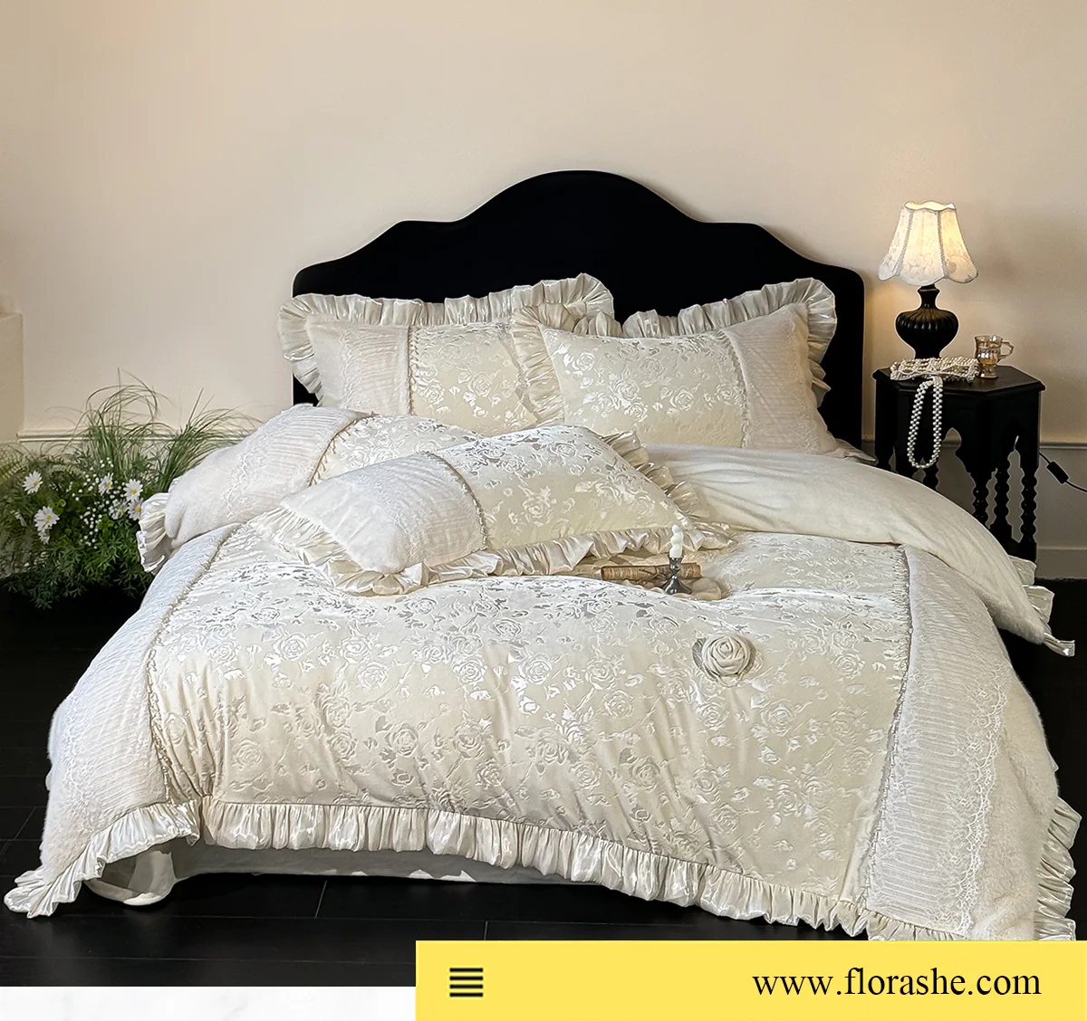 Romantic-French-Court-Style-Embossed-Rose-Floral-Velvet-Bedding-Set14