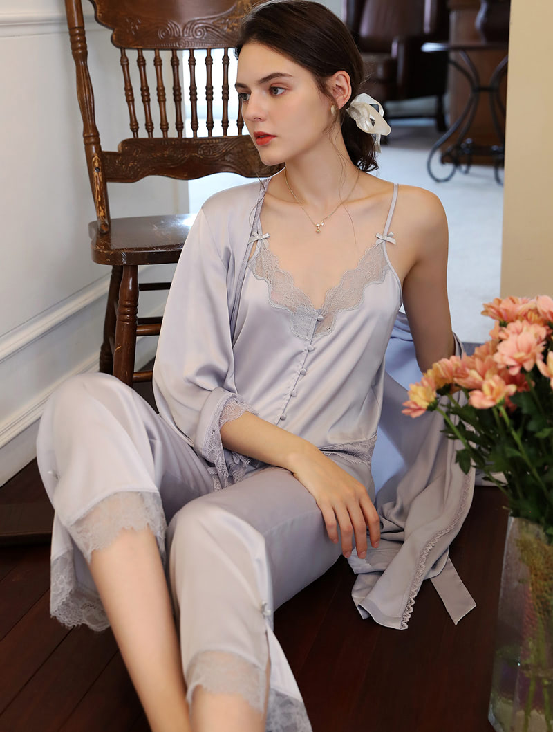 Women’s Romantic Silky Satin Loose Fit Pajama Set Loungewear01