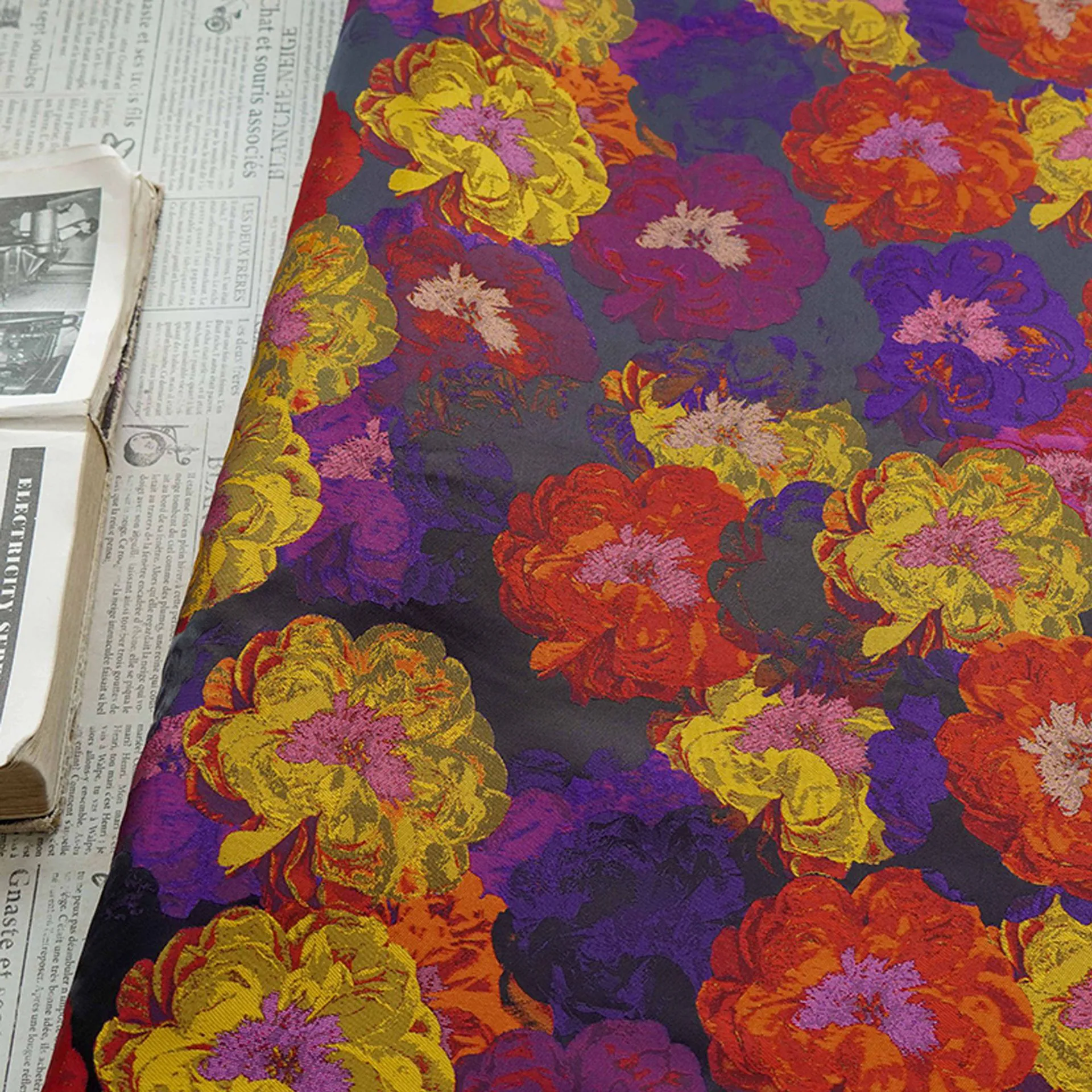 Vintage Colorful Oil Painting Floral DIY Apparel Upholstery Craftwork Fabric05 Vintage Colorful Oil Painting Floral DIY Apparel Upholstery Craftwork Fabric05