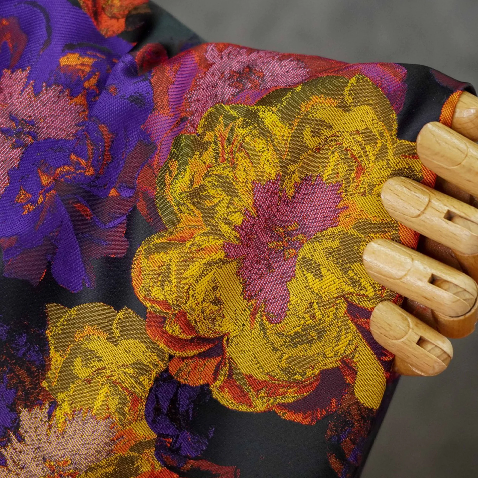 Vintage Colorful Oil Painting Floral DIY Apparel Upholstery Craftwork Fabric10 Vintage Colorful Oil Painting Floral DIY Apparel Upholstery Craftwork Fabric10