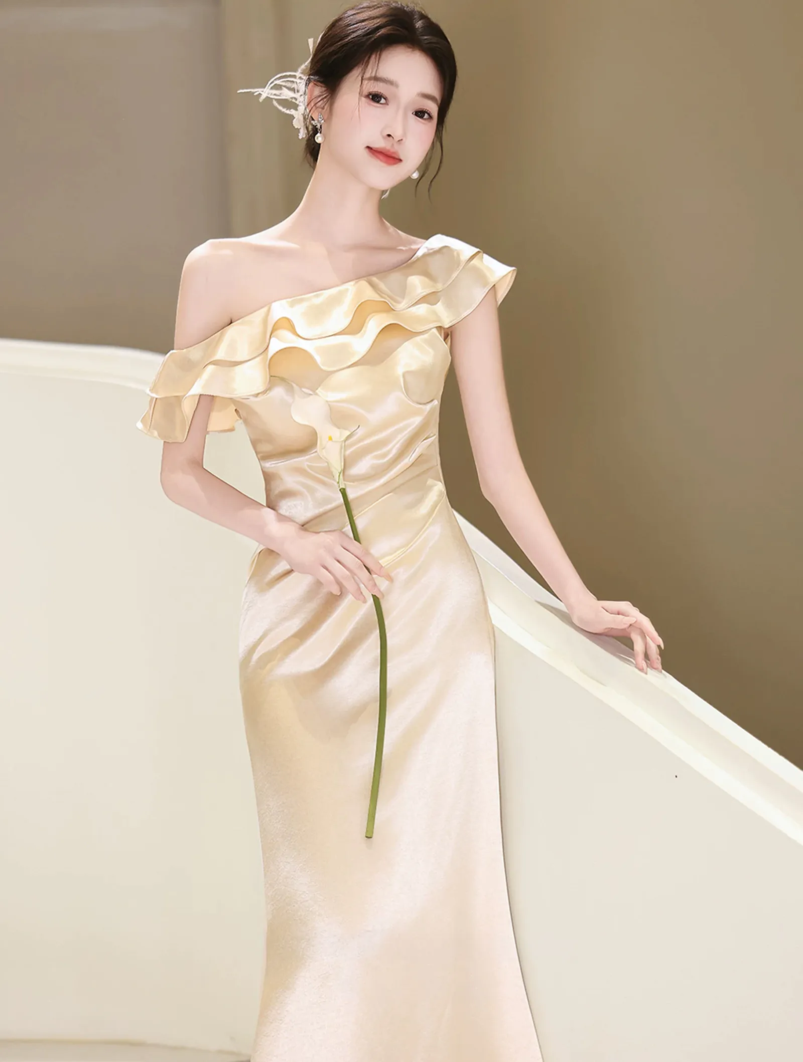Champagne One Shoulder Asymmetrical Ruffle Neckline Satin Evening Dress02