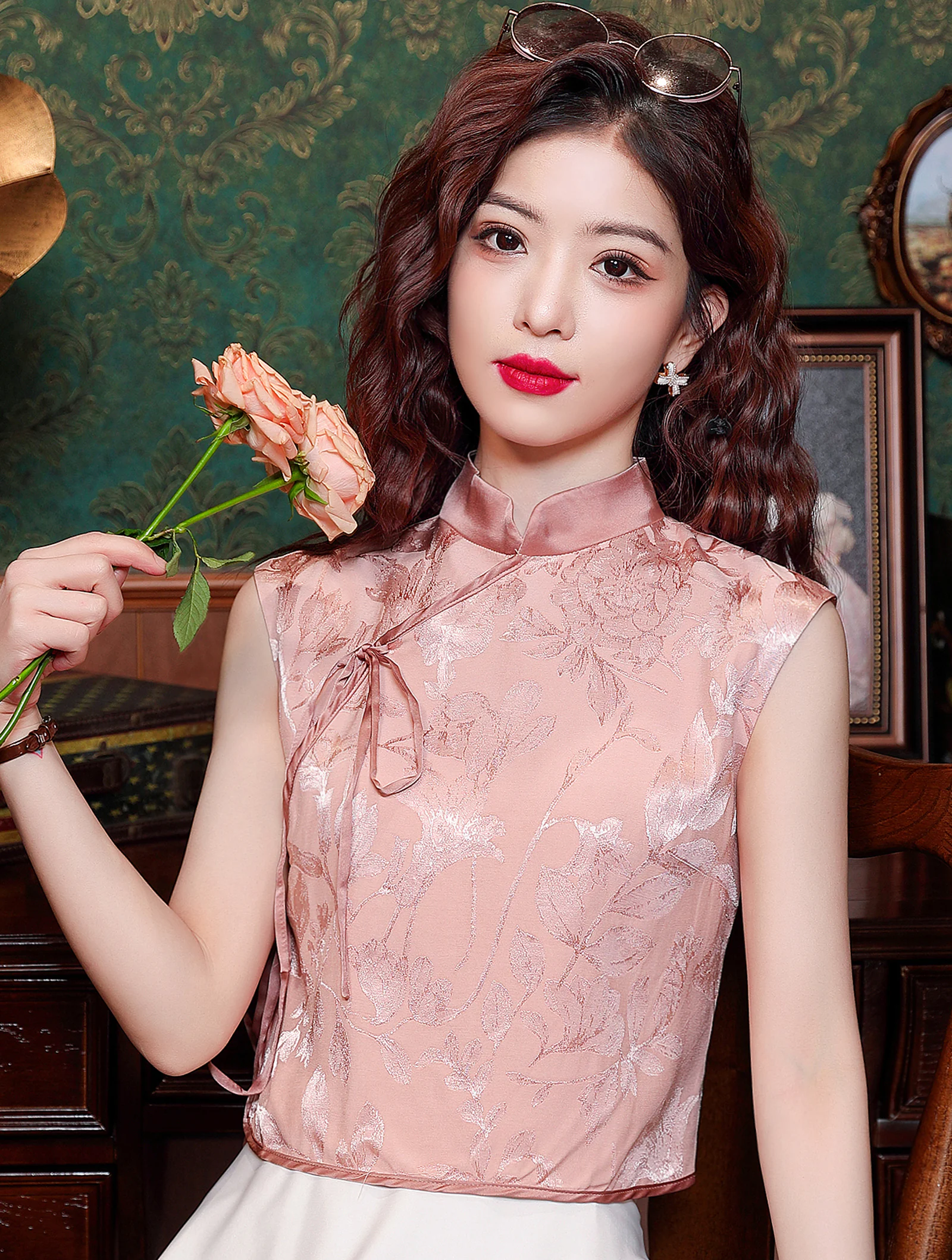Romantic Pink Short Sleeve Floral Jacquard Summer Casual Shirt02