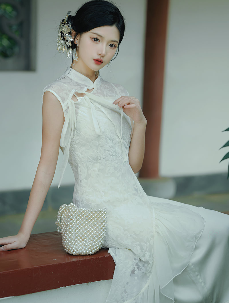 Elegant Improved Cheongsam Dress Embroidery Modern Qipao Gowns01