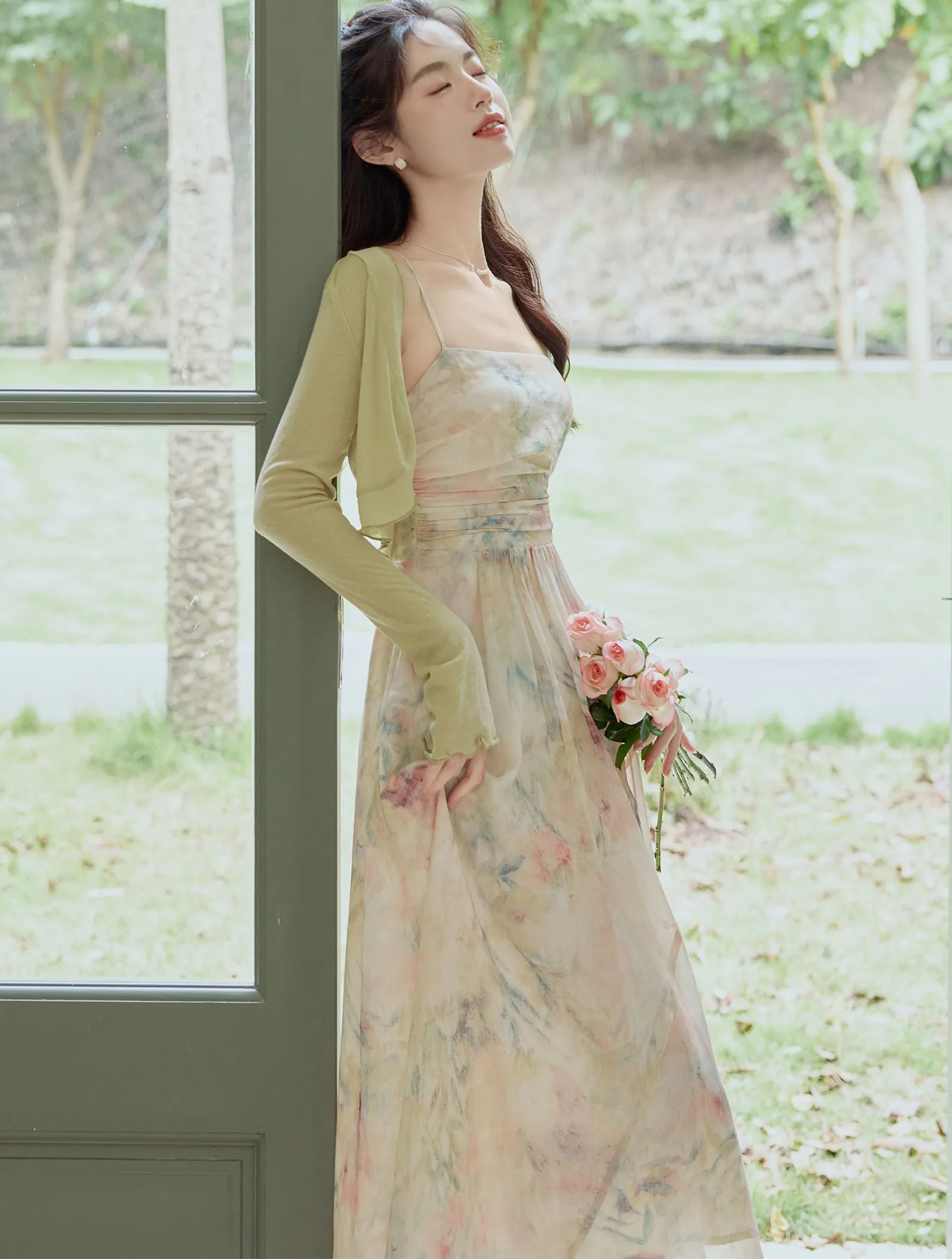 Green Tie Dye Floral Oil Painting Pleated Slip Dress with Cardigan Suit ...