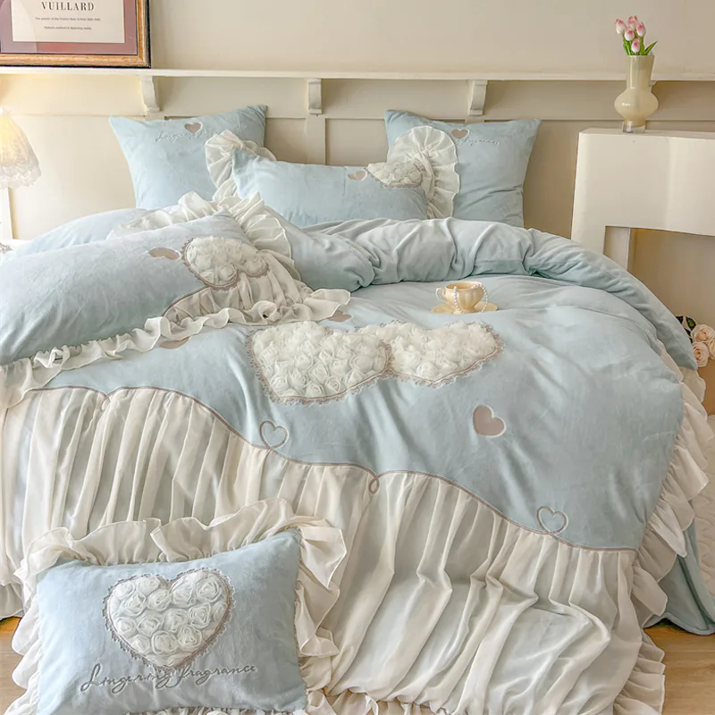 Romantic Princess Style Comfort Soft Milk Velvet Bedding 4 Pcs Set01