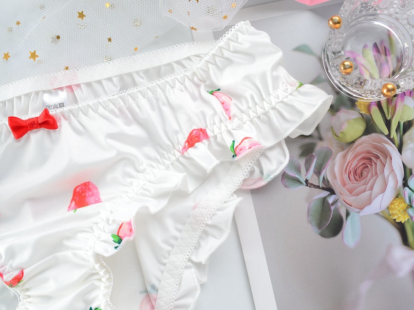 Sweet-Cute-Ruffle-Seamless-Printed-Satin-Cotton-Panties-for-Women14