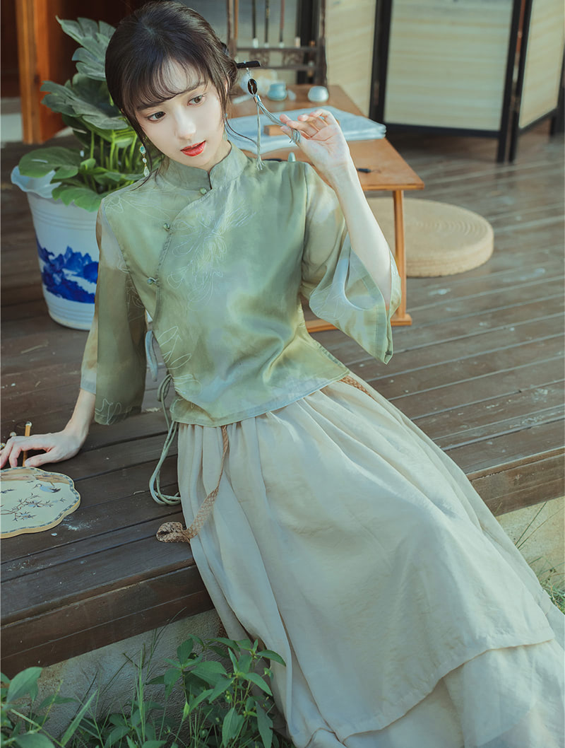 Traditional Chinese Tea Ceremony Green Qipao Dress Suit for Women01