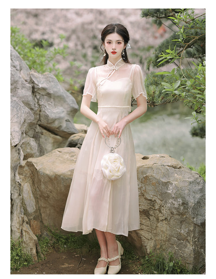 Fairy-Modern-Casual-Qipao-Tea-Ceremony-Dress-with-Pankou-Knots15