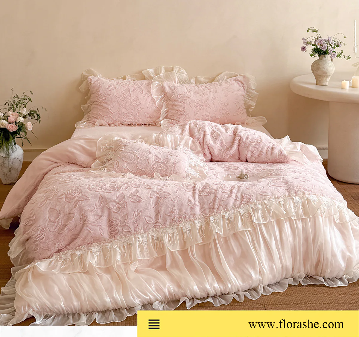 Romantic-Court-3D-Floral-Plush-Milk-Velvet-Ruffle-Edge-Bedding-Set15