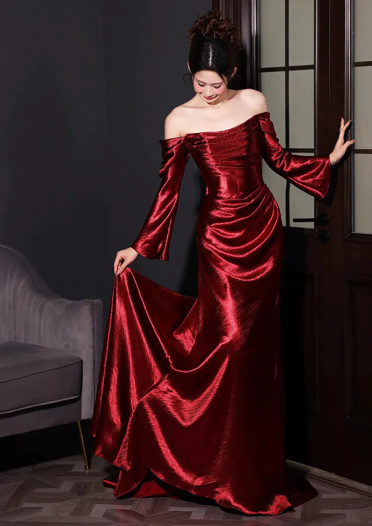 Vintage-Red-Off-Shoulder-Long-Sleeve-Mermaid-Train-Evening-Long-Gown07