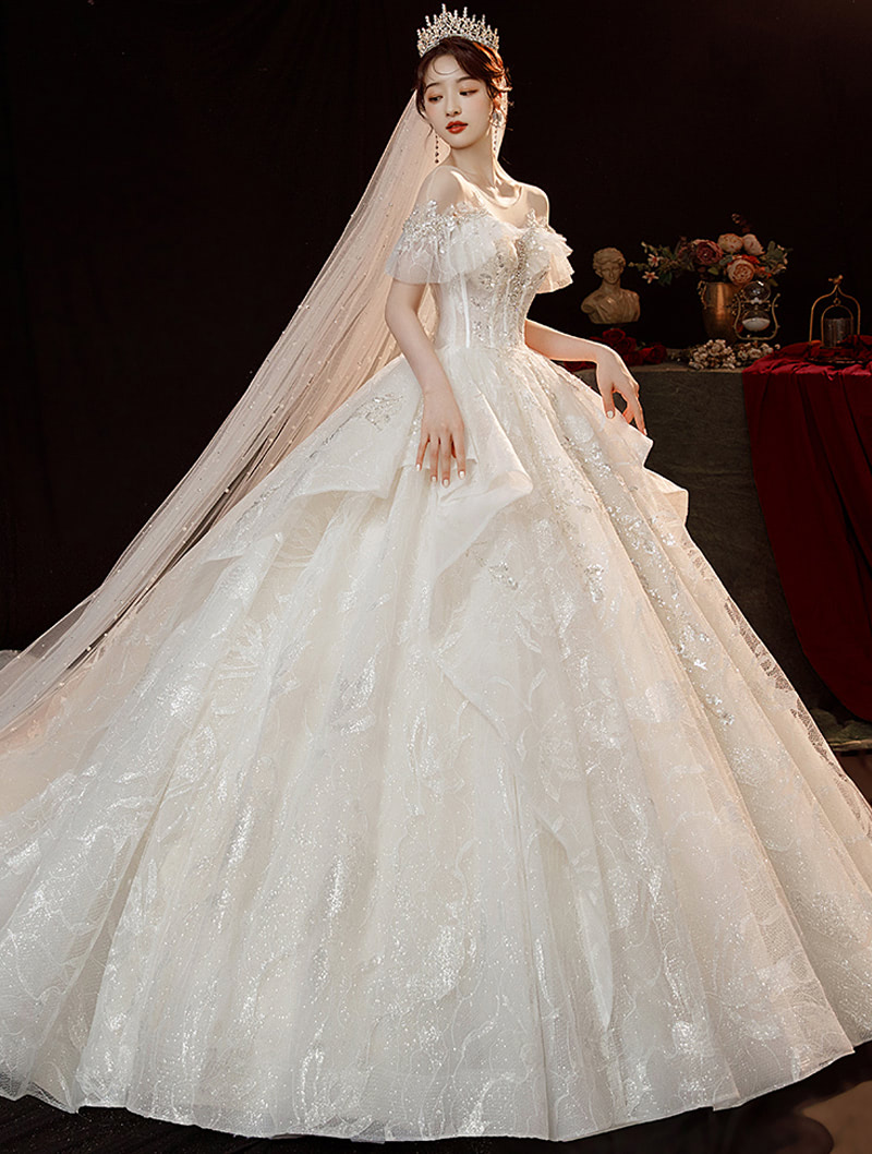 Luxury French Hepburn Style Off the Shoulder Big Trailing Wedding Dress02