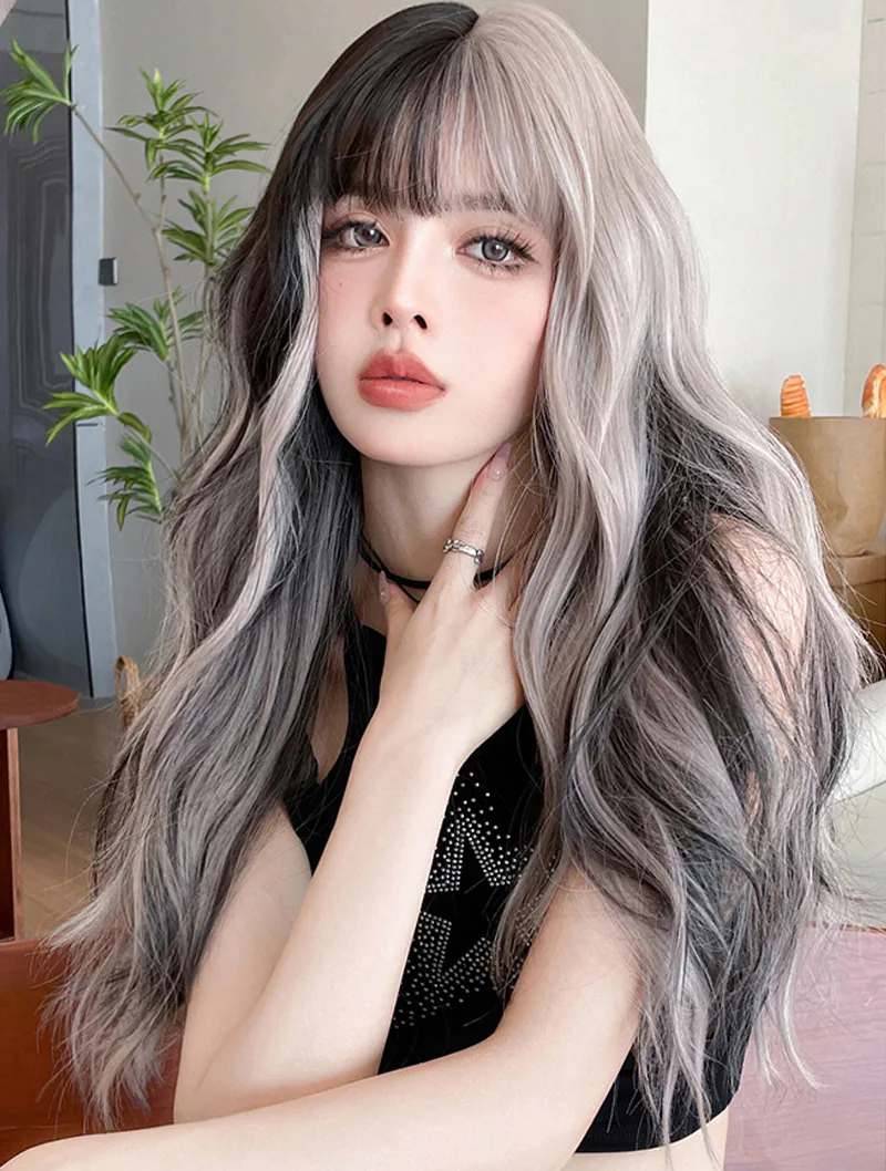 Easy to style Natural Density Silver Gray Daily Wear Comfortable Wig04