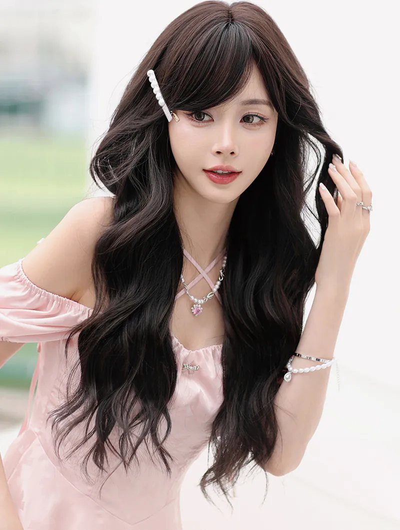 Fashion Synthetic Long Black Wavy Daily Use Wig with Side Swept Bangs01