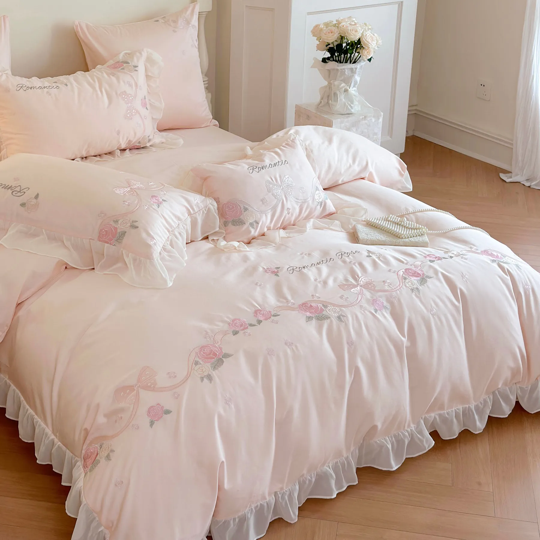 100% Long Staple Cotton Pink Floral Embroidery Ruffle Edge Bedding Set02