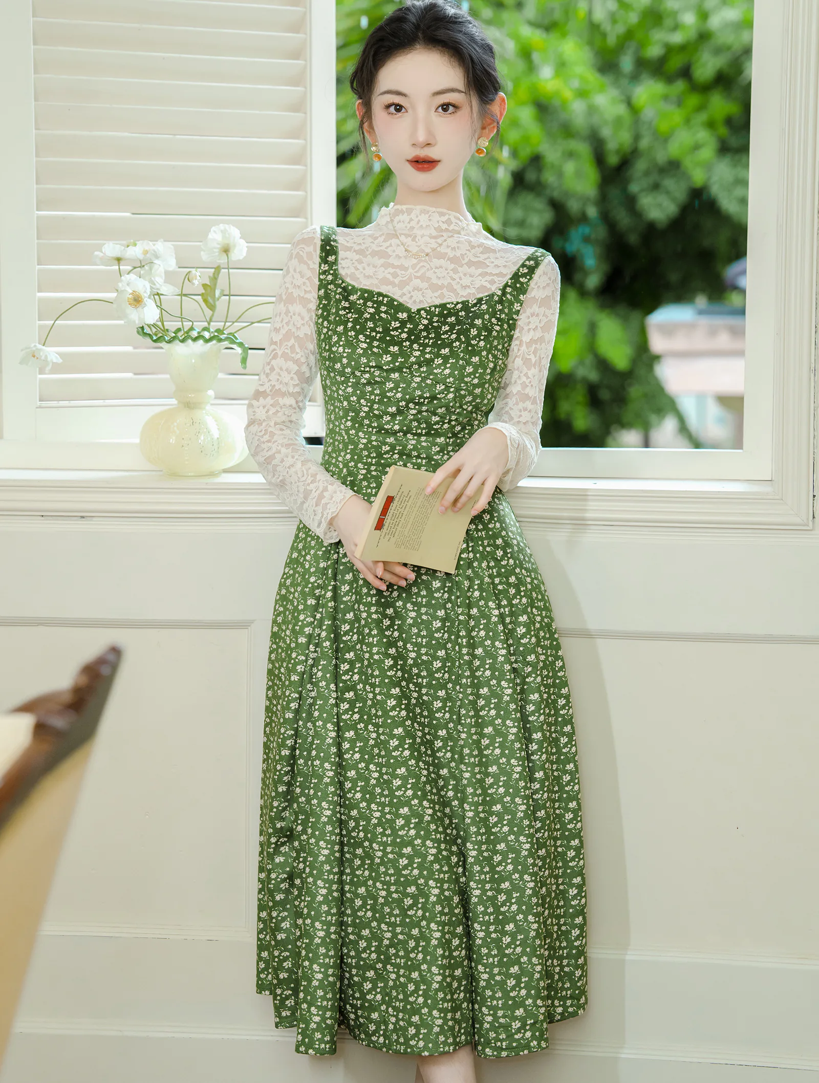 Cottagecore Lace Top with Green Floral Velvet Slip Casual Dress Suit01