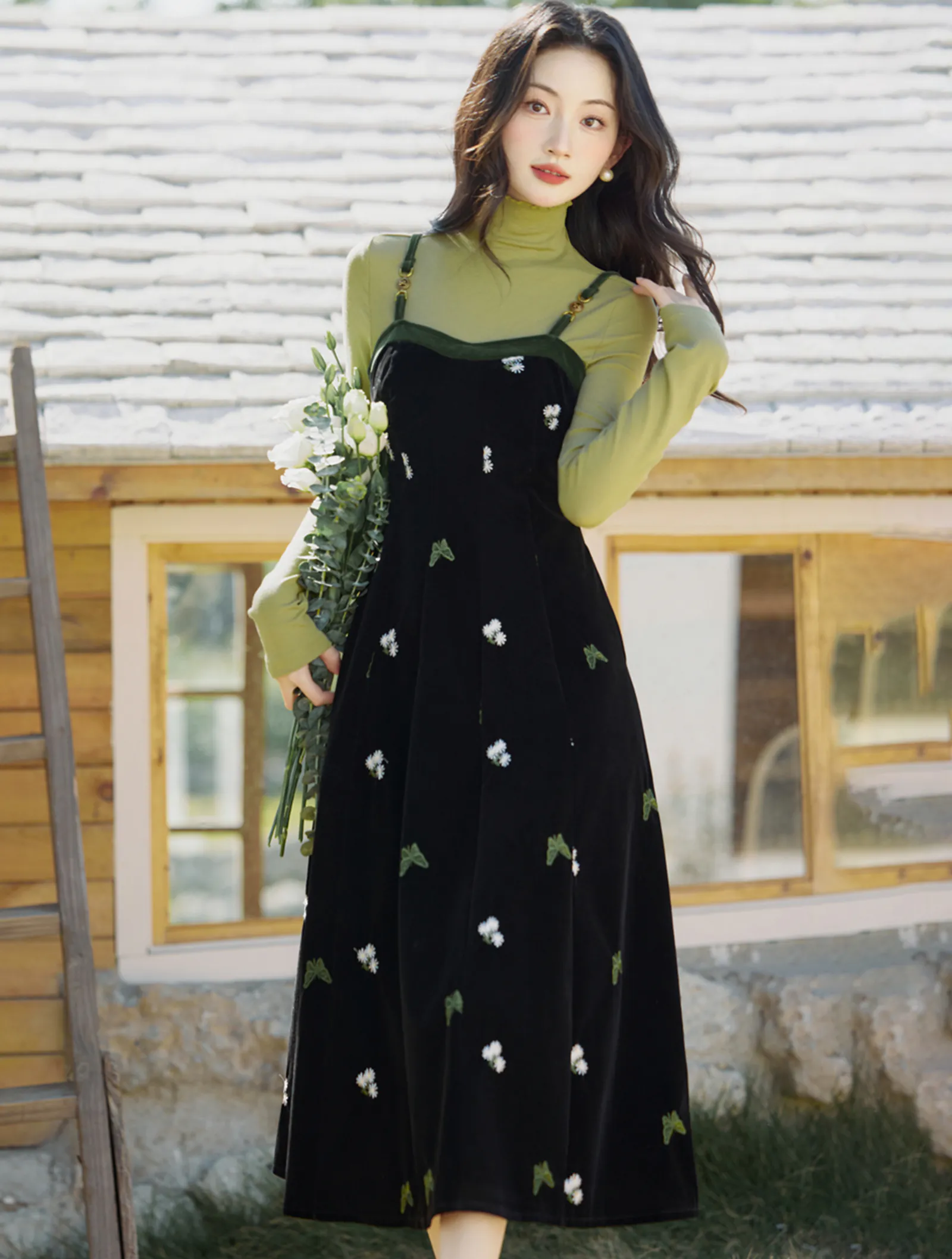 Retro Embroidery Black Velvet Slip Dress with Green Knit Sweater Suit01
