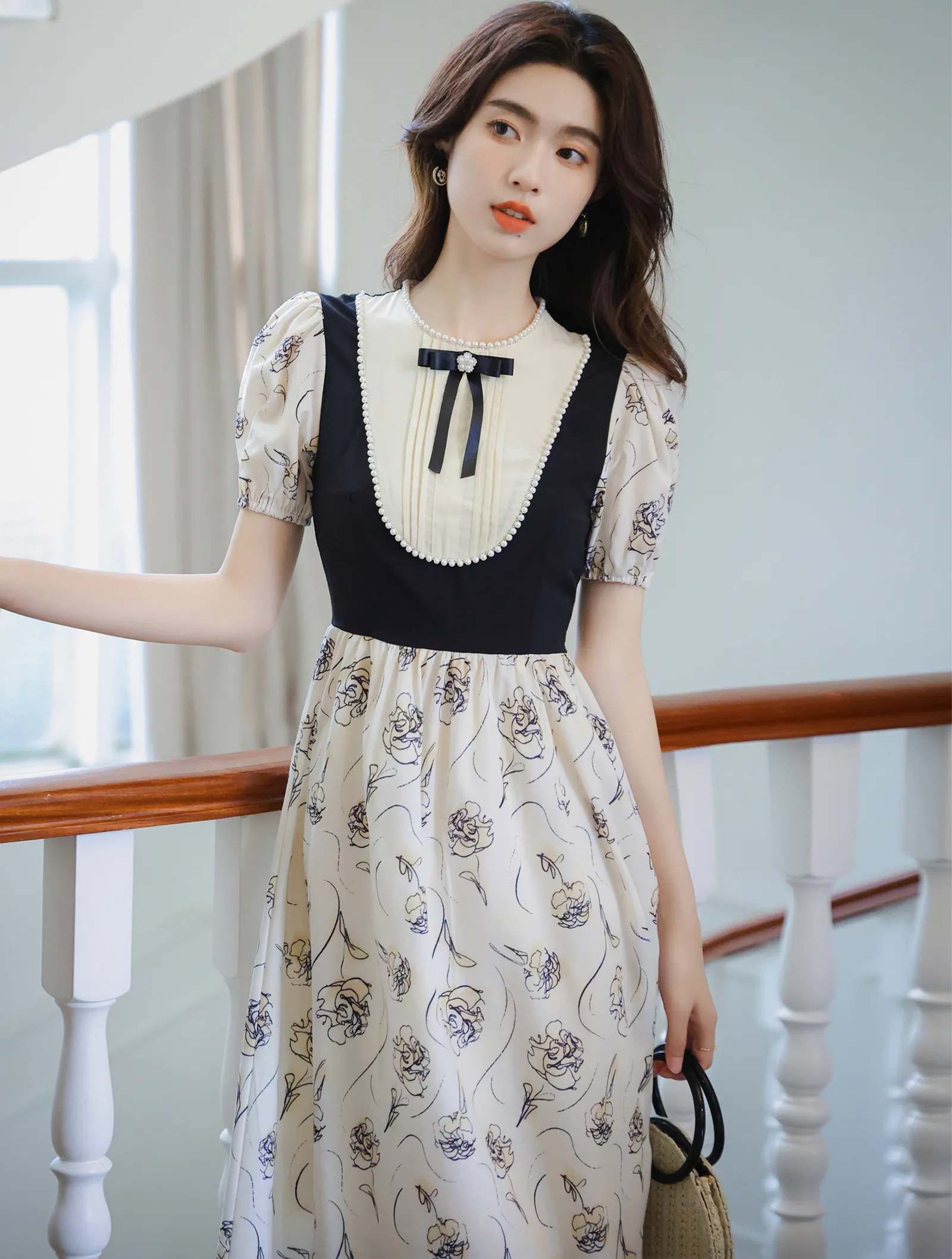 Sweet French Style Floral Print Chiffon Casual Dress with Zipper Back01
