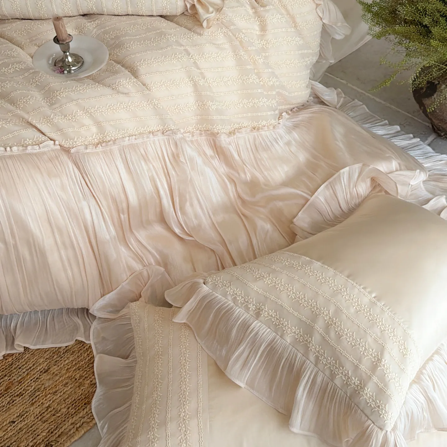 French Haute Couture Soft Cream 50s Cotton Crinkle Chiffon Duvet Cover Set06 French Haute Couture Soft Cream 50s Cotton Crinkle Chiffon Duvet Cover Set06