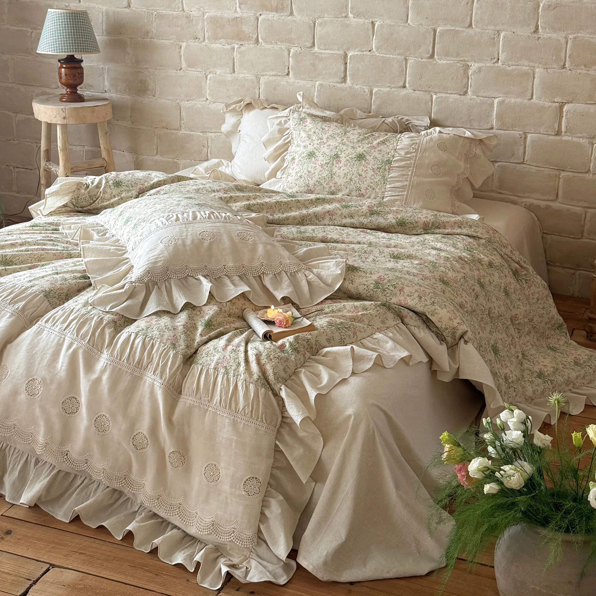 Pastoral Cottagecore Ditsy Floral Print Soft Cotton Linen Bedding 4 Piece Set02