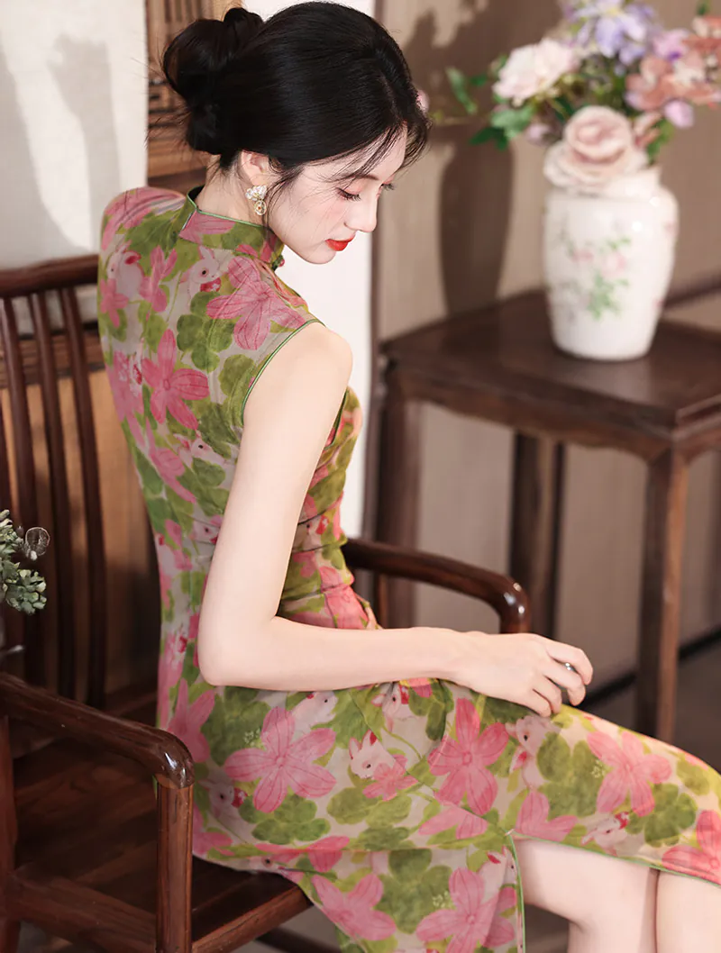 Retro Green Pink Floral and Bunny Print Sleeveless Mandarin Collar Qipao Dress03 Retro Green Pink Floral and Bunny Print Sleeveless Mandarin Collar Qipao Dress03