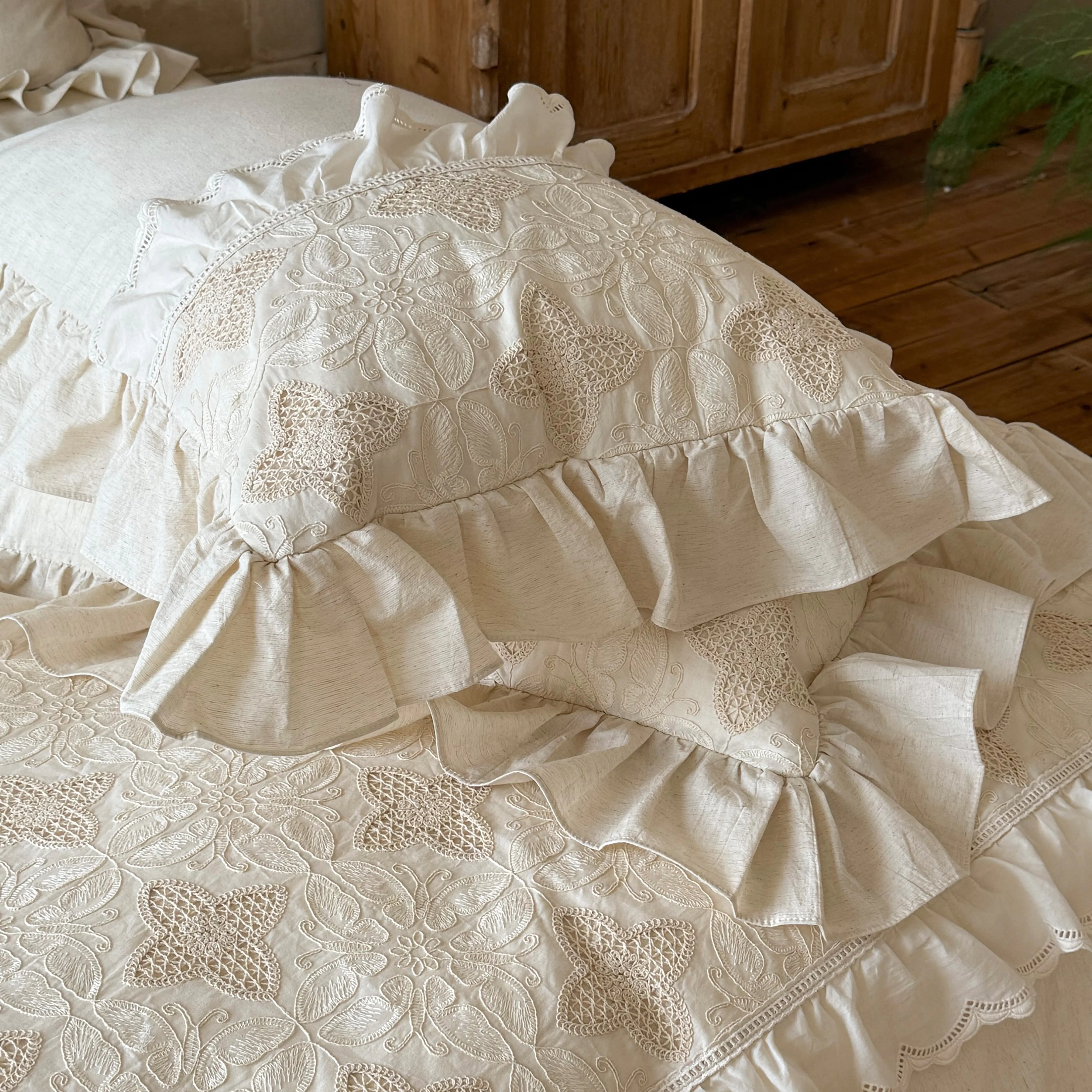 Shabby-Chic-Farmhouse-Clover-Pattern-Rustic-Cotton-Linen-Bedding-Set06 Shabby Chic Farmhouse Clover Pattern Rustic Cotton Linen Bedding Set06