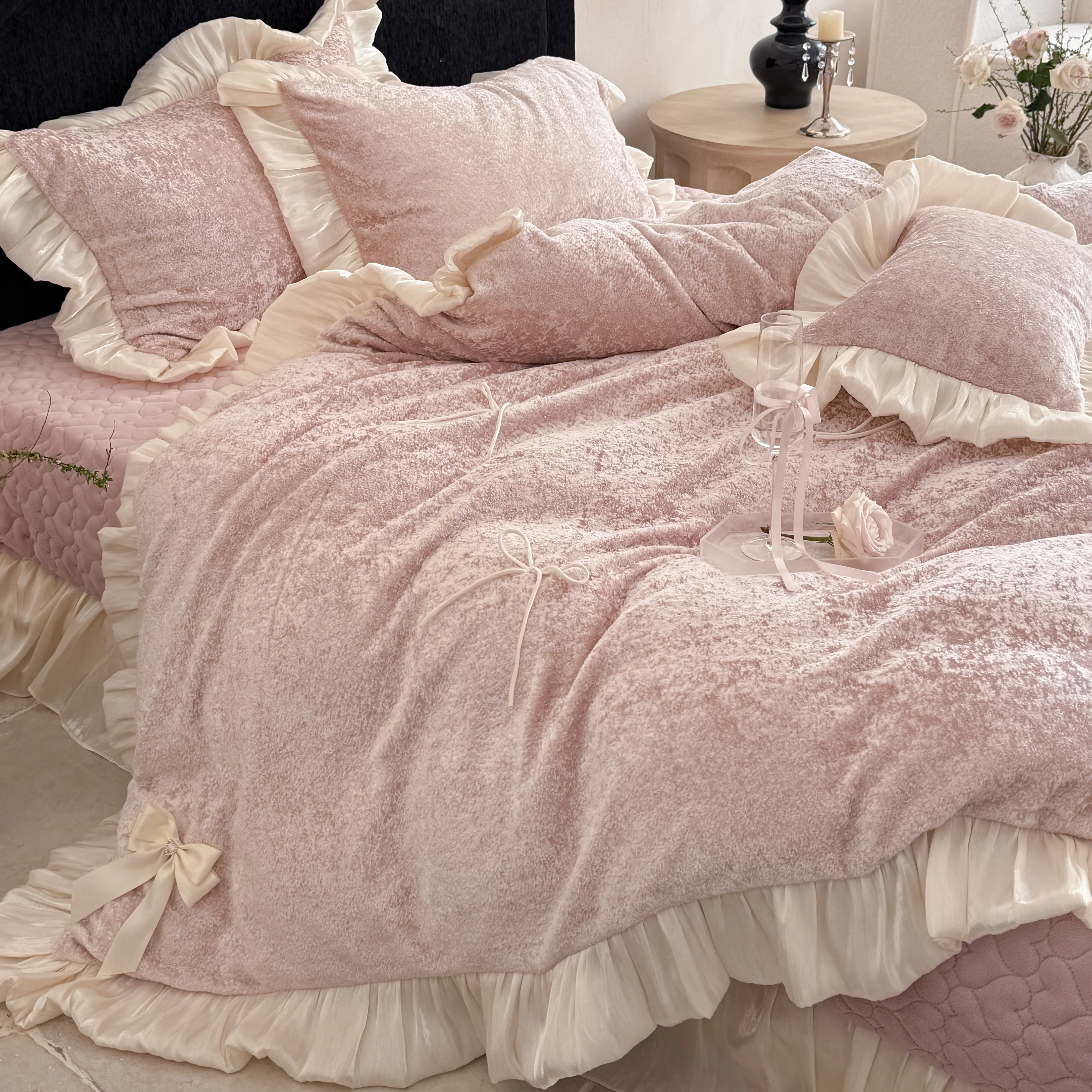 Ultra-Soft Solid Color Matte Milk Velvet Flannel Bedding Set with Bow Ties03 Ultra Soft Solid Color Matte Milk Velvet Flannel Bedding Set with Bow Ties03