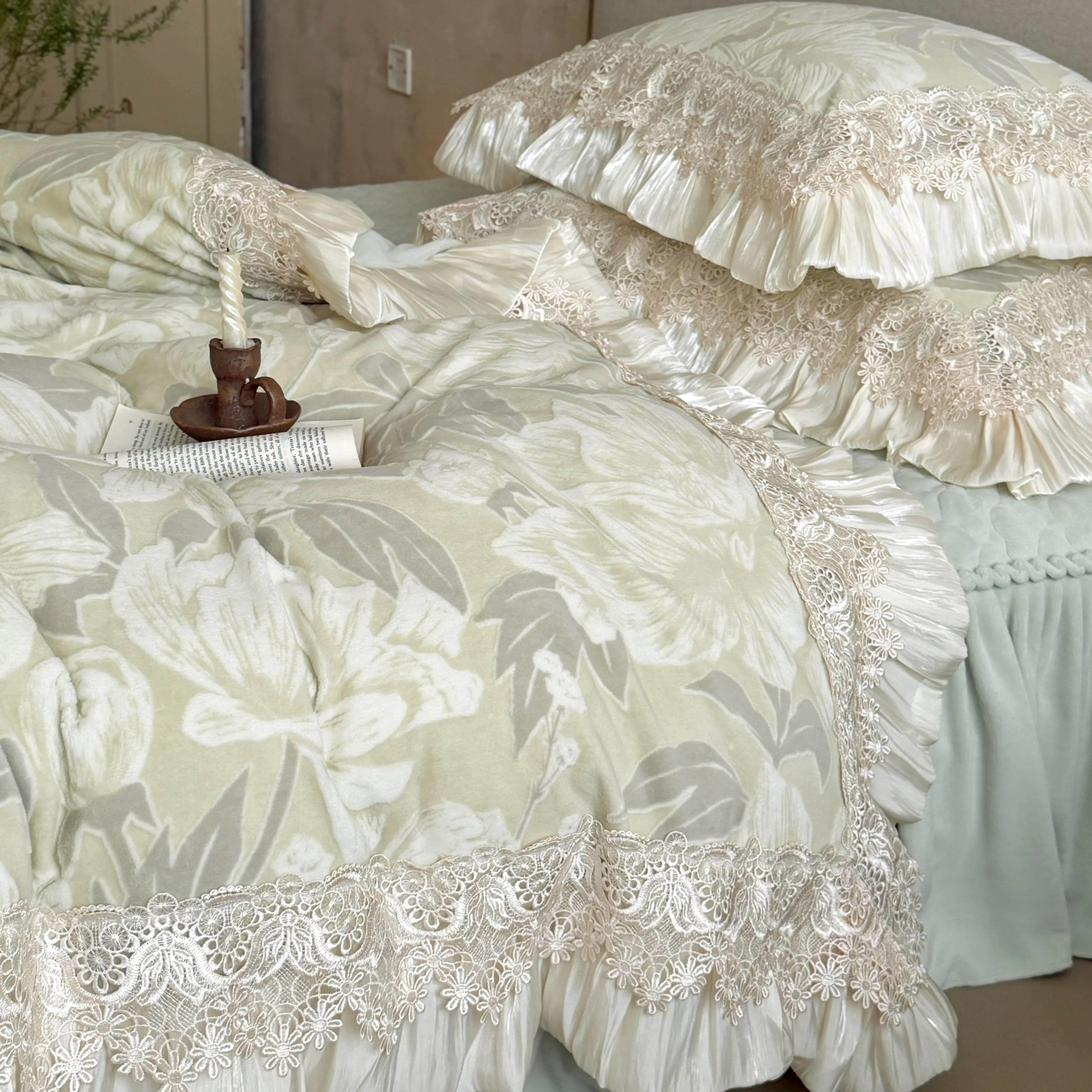 Vintage 3D Carved Peony Floral Winter Milk Velvet Fleece Duvet Cover Set05 Vintage 3D Carved Peony Floral Winter Milk Velvet Fleece Duvet Cover Set05