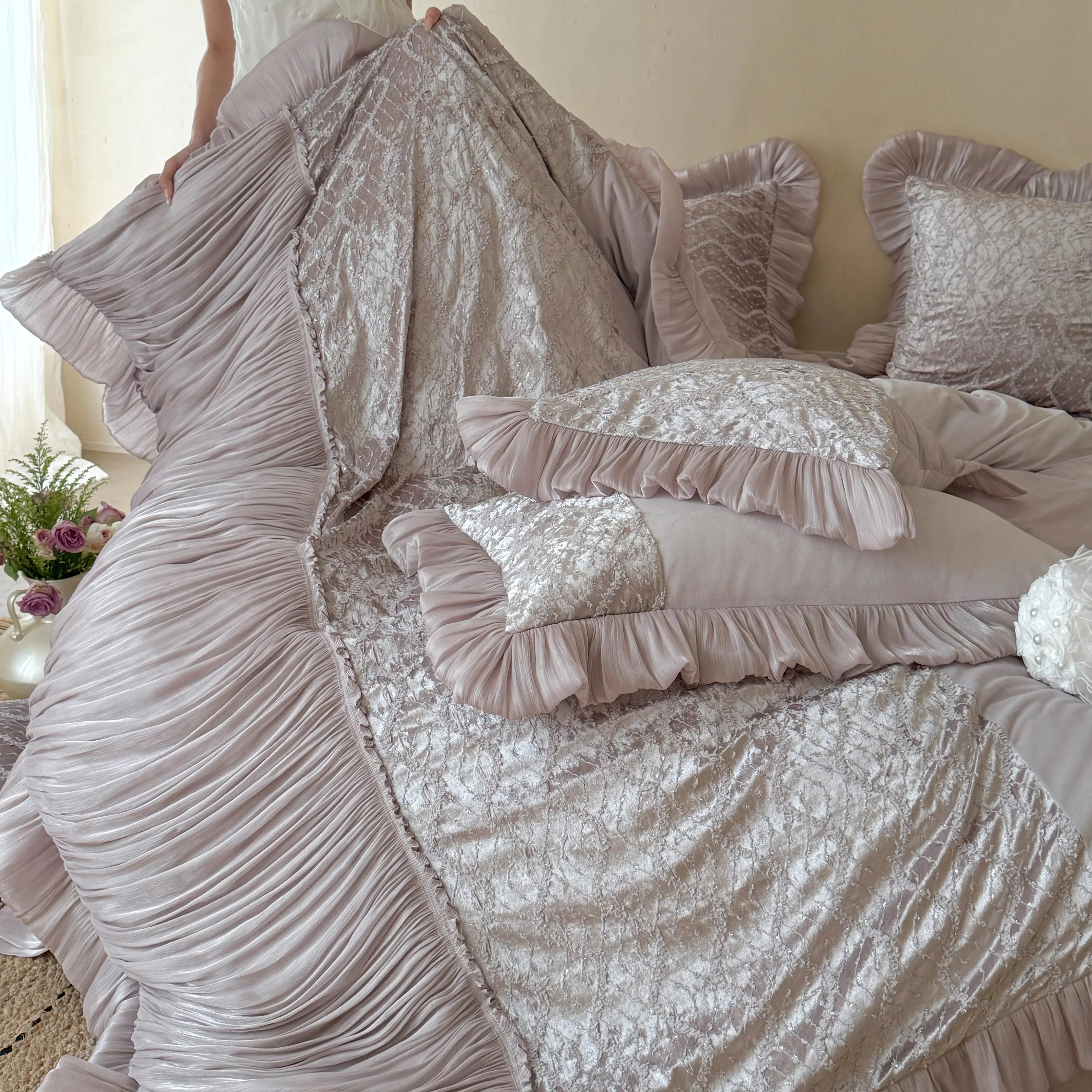Vintage Royal Embroidered 260g Thick Baby Velvet Warm Duvet Cover Set05 Vintage Royal Embroidered 260g Thick Baby Velvet Warm Duvet Cover Set05