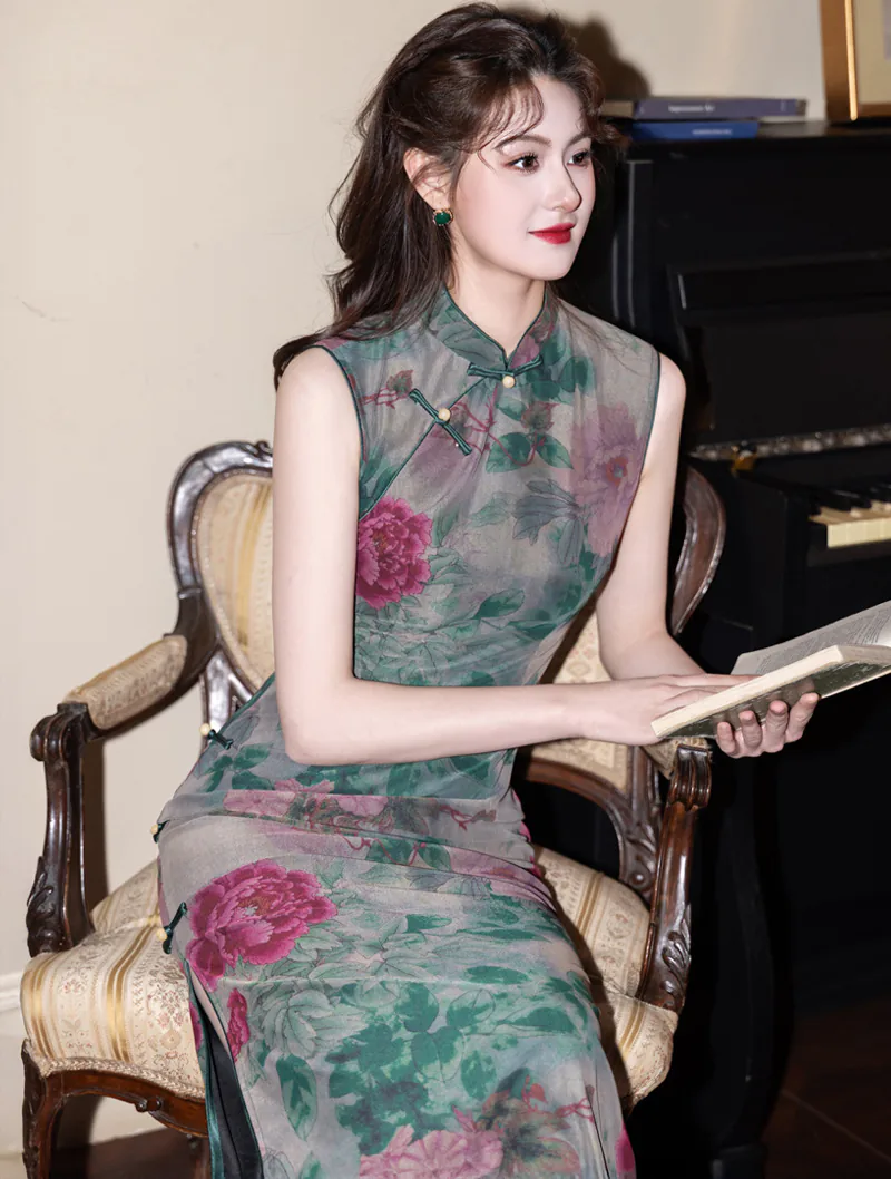 Artistic Emerald Green Smudged Ink Peony Floral Print Sleeveless Qipao Dress02