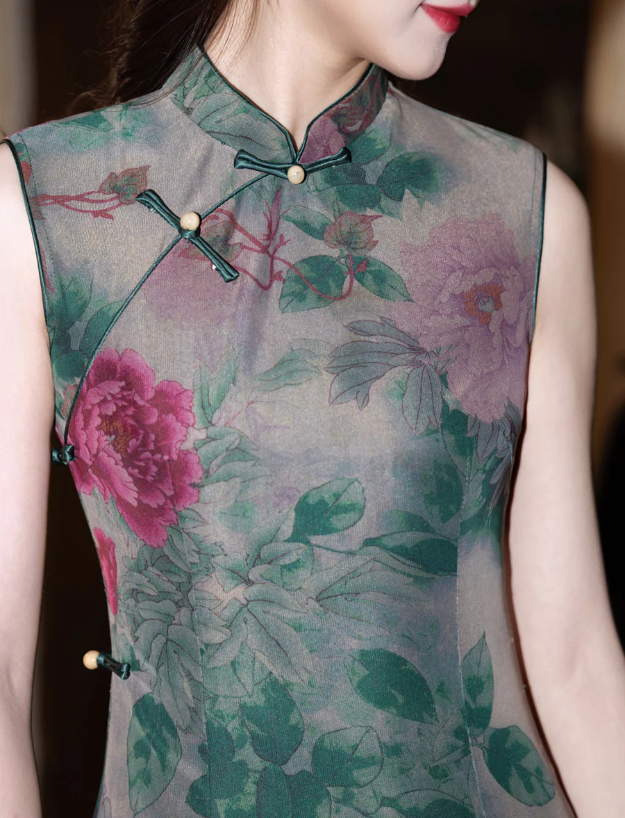 Artistic-Emerald-Green-Smudged-Ink-Peony-Floral-Print-Sleeveless-Qipao-Dress12