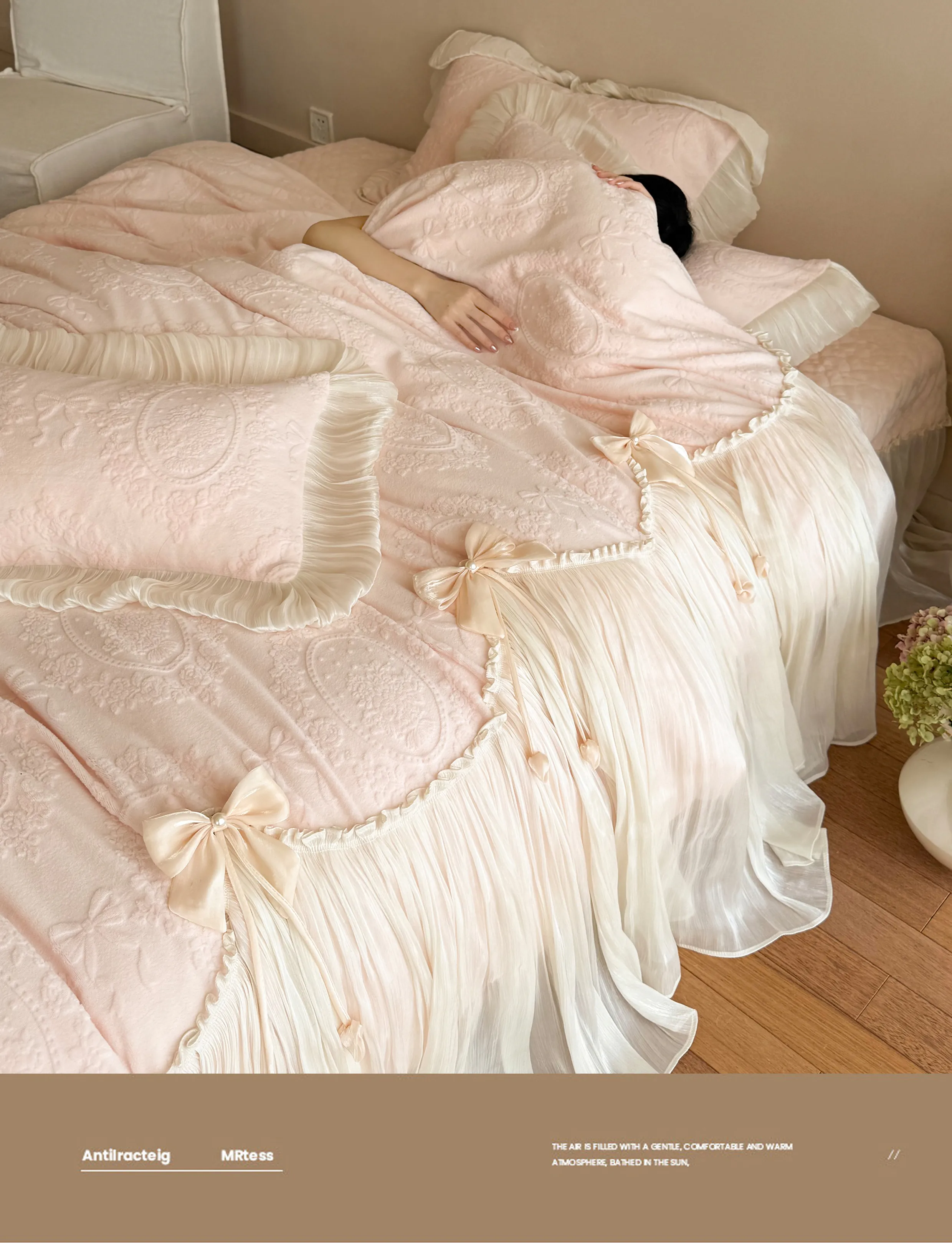 Cozy-Warm-Carved-Floral-260g-Matte-Milk-Velvet-Soft-Quilt-Cover-4-Pcs-Set10