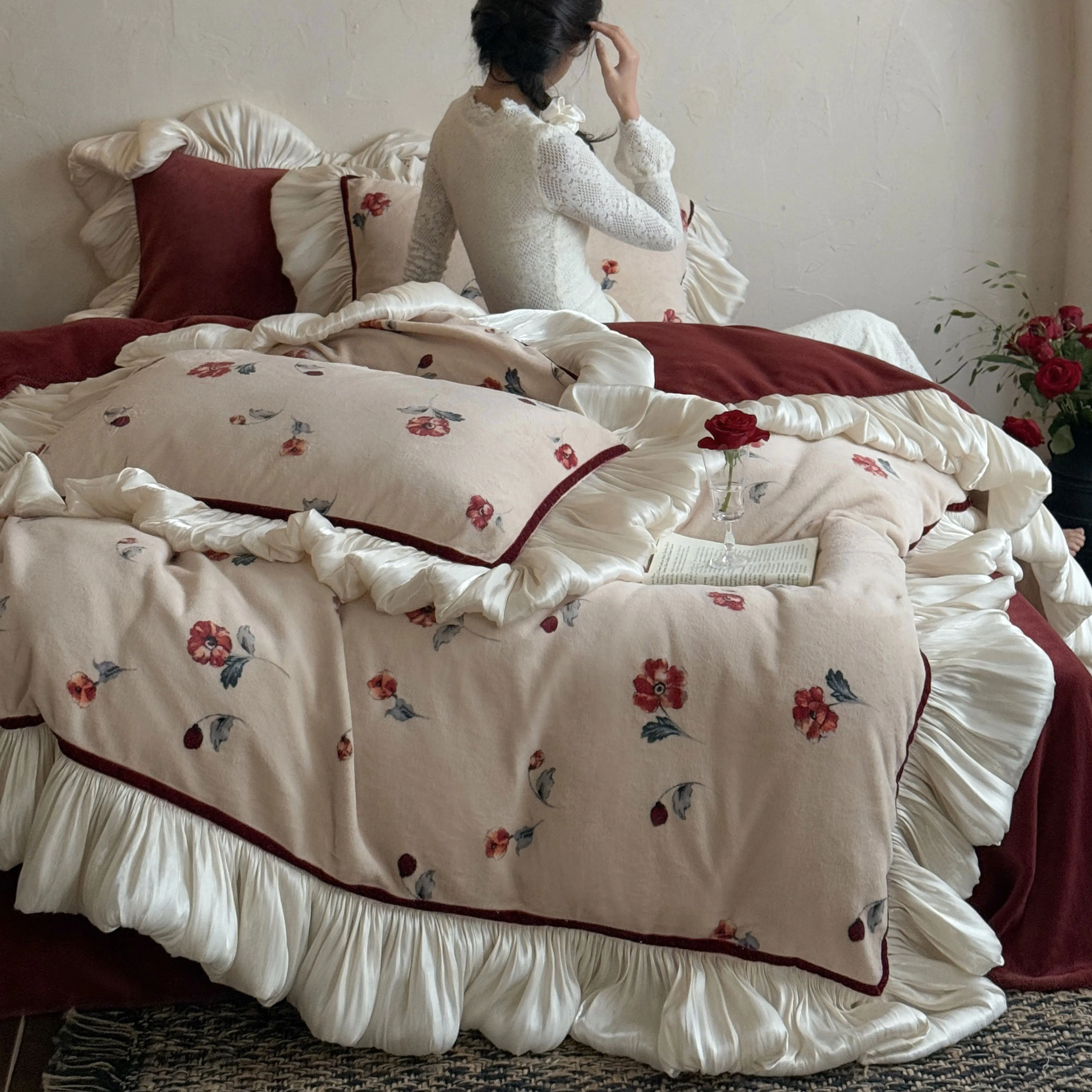 French Retro Floral Matte Milk Fleece Ruffle Warm Winter Comforter Cover Set02