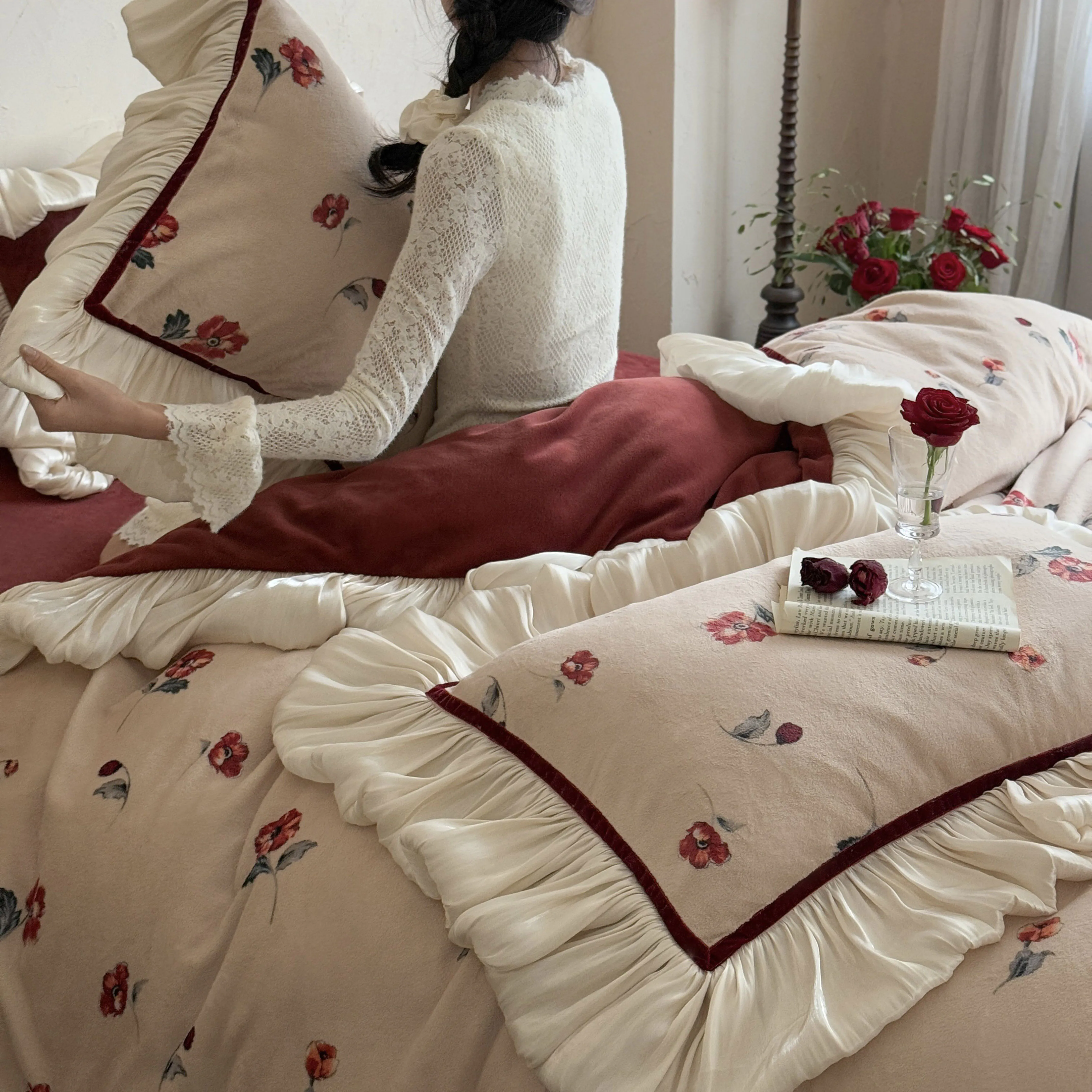 French Retro Floral Matte Milk Fleece Ruffle Warm Winter Comforter Cover Set05 French Retro Floral Matte Milk Fleece Ruffle Warm Winter Comforter Cover Set05
