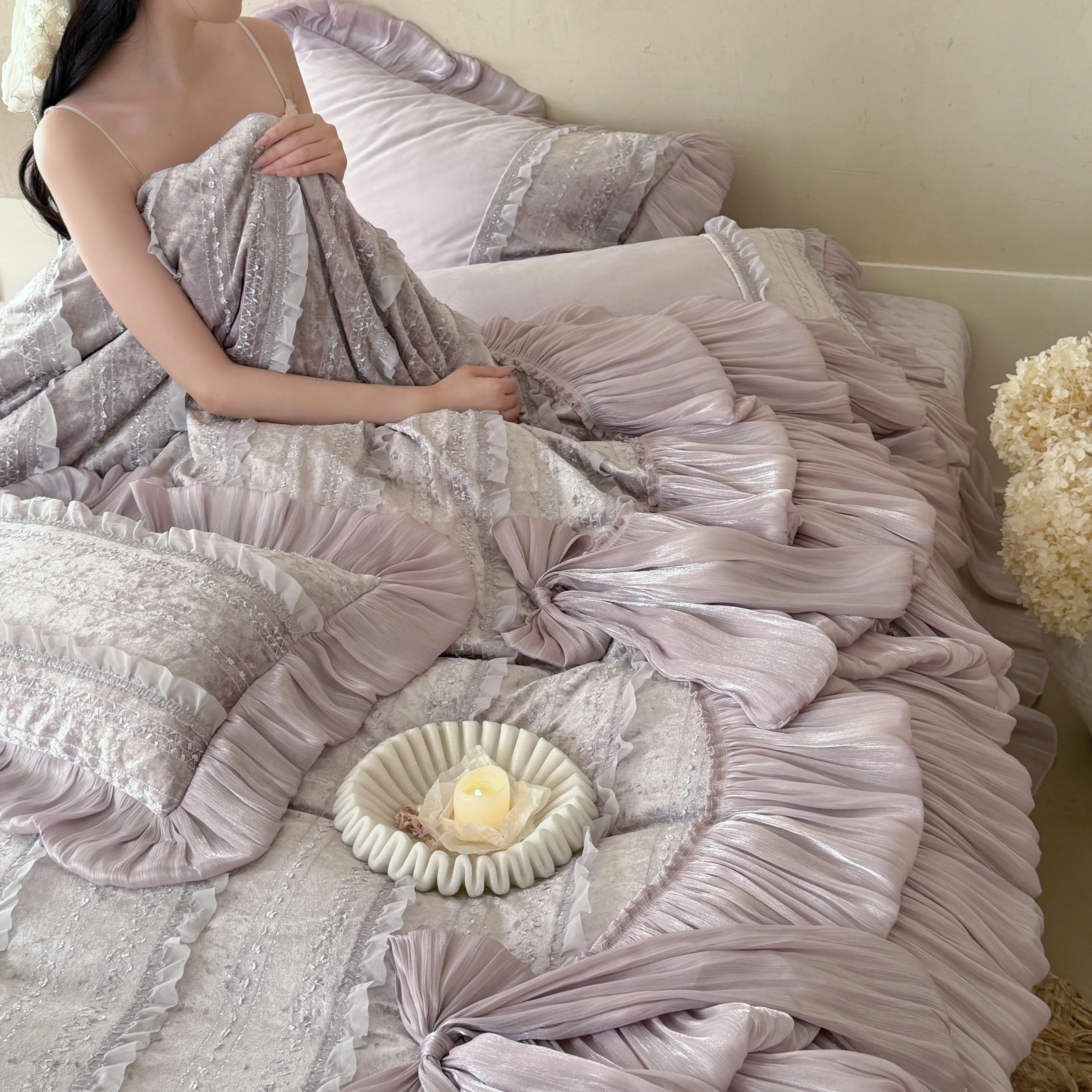 Soft 260g Fully Matte Baby Velvet Ruffle Layered Skirt Hem Bedding Set05 Soft 260g Fully Matte Baby Velvet Ruffle Layered Skirt Hem Bedding Set05
