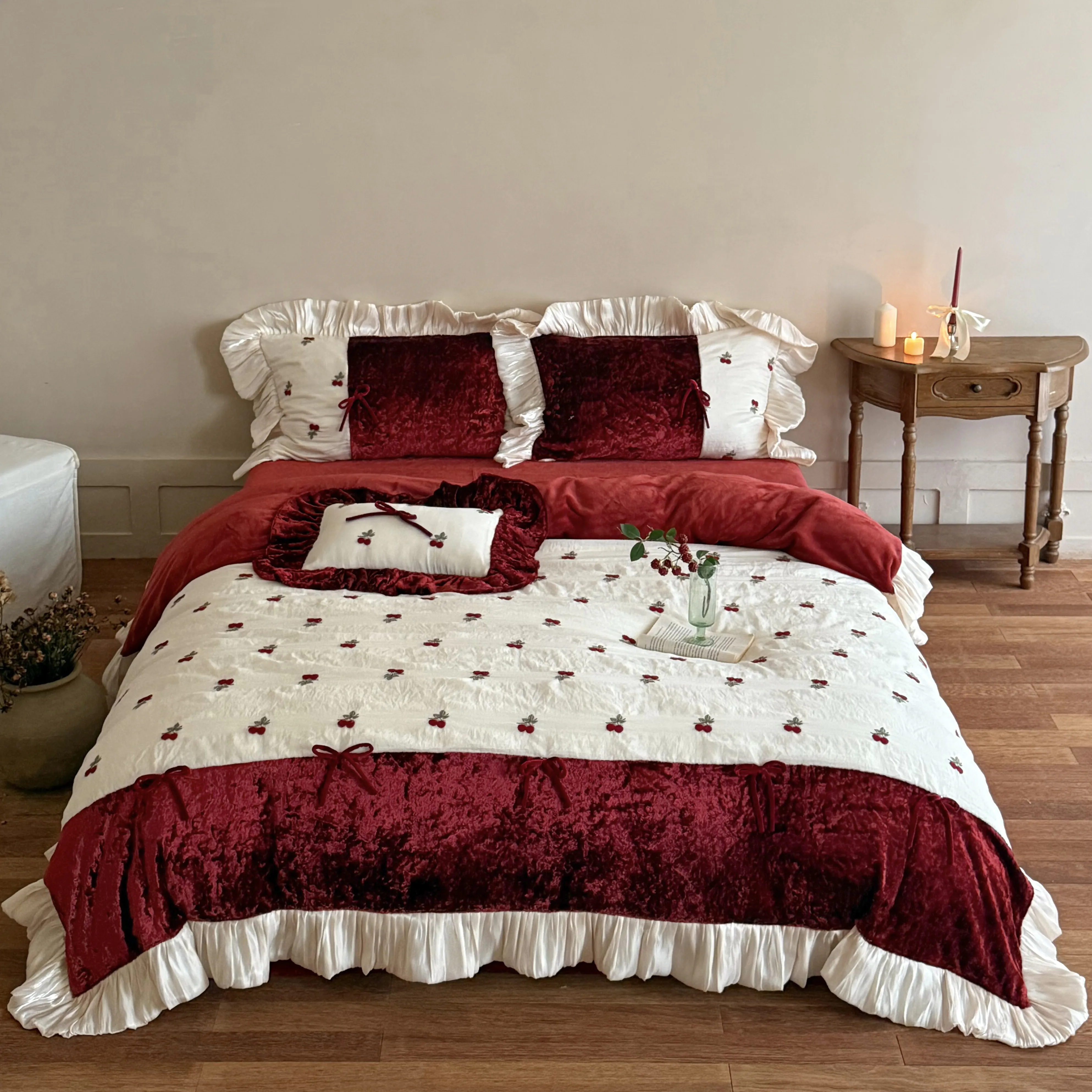 Sweetheart Cherry Embroidery Crushed Milk Velvet Fleece 4 Piece Bedding Set01