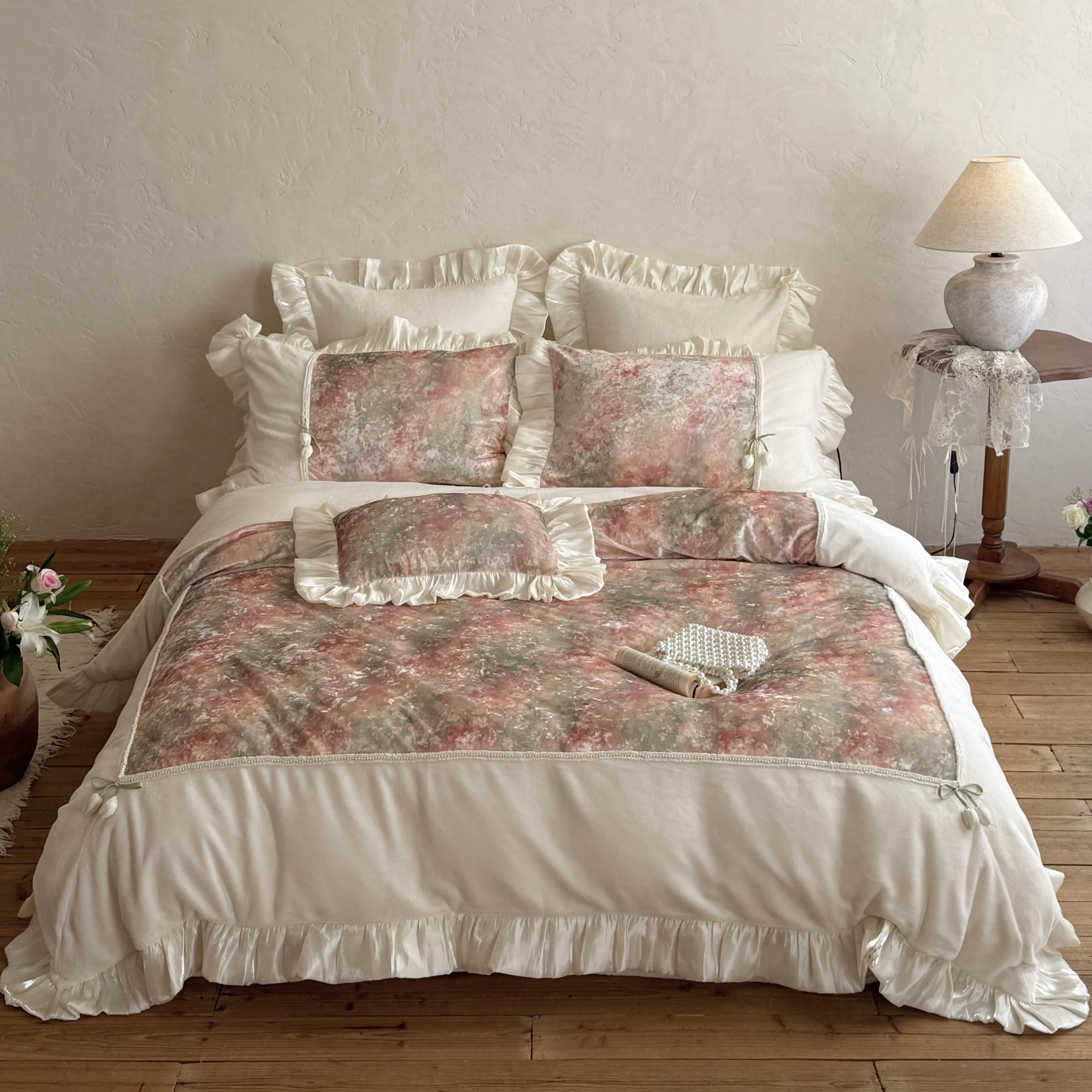 Victorian Style Cottagecore Botanical Floral Velvet Comforter Cover Set01